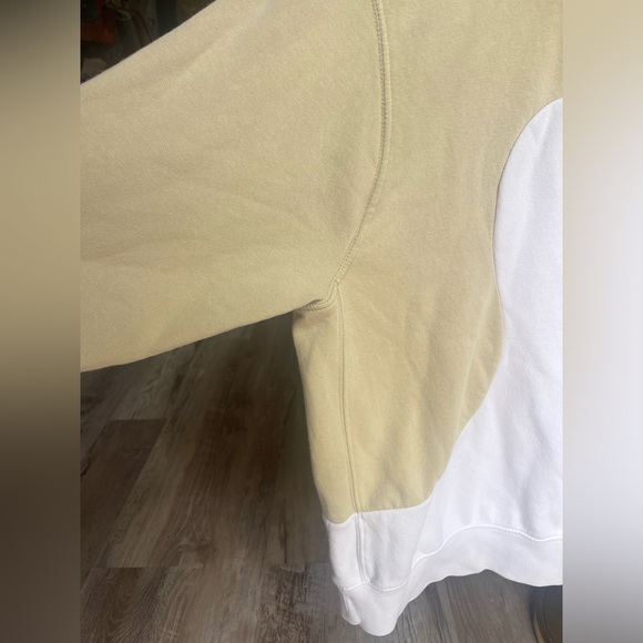 Nike men’s color clash pullover hoodie - medium - Picture 6 of 10